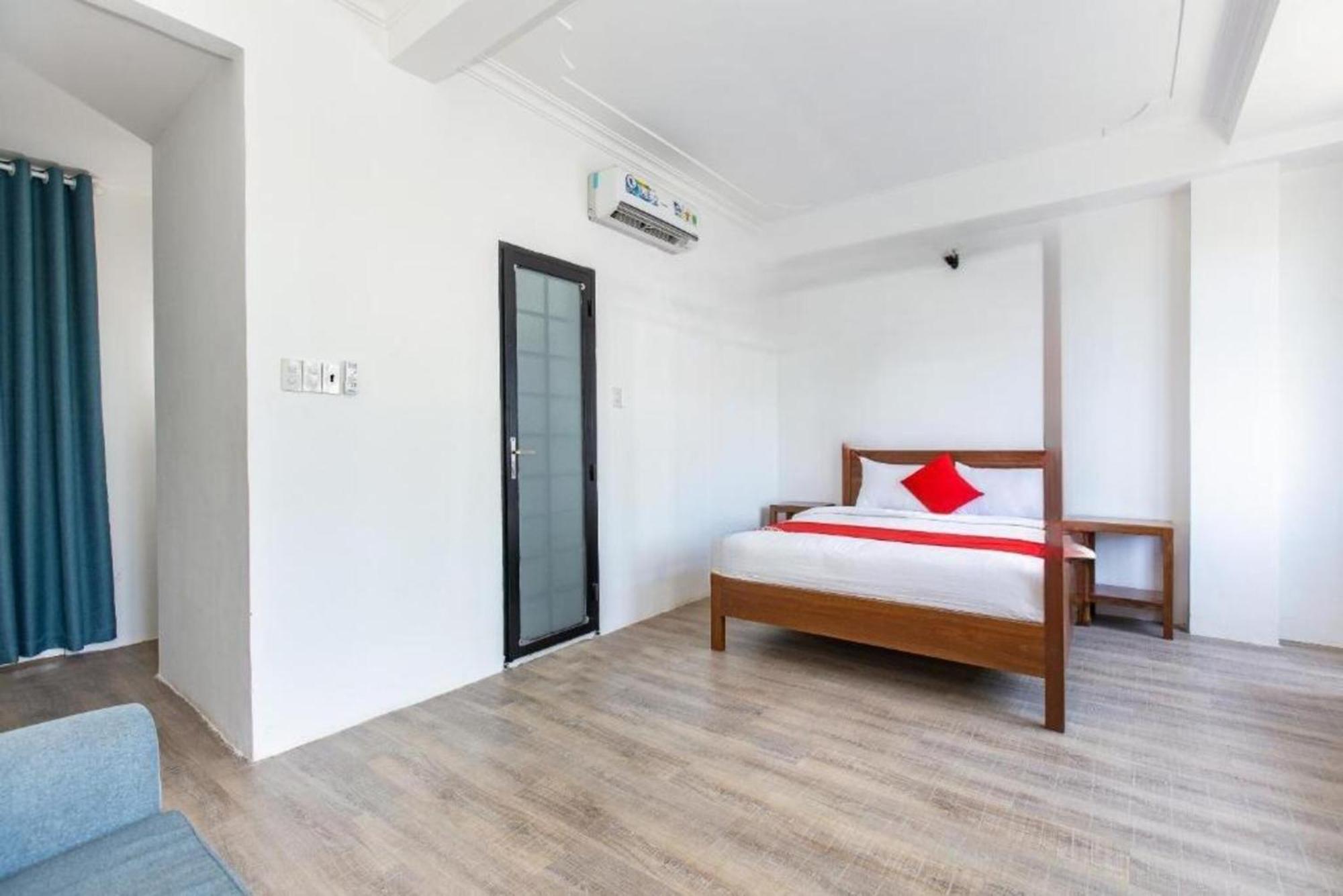 Gis Hotel Nha Trang & Motorbike Rental מראה חיצוני תמונה