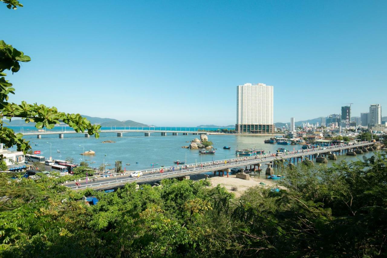 Gis Hotel Nha Trang & Motorbike Rental מראה חיצוני תמונה